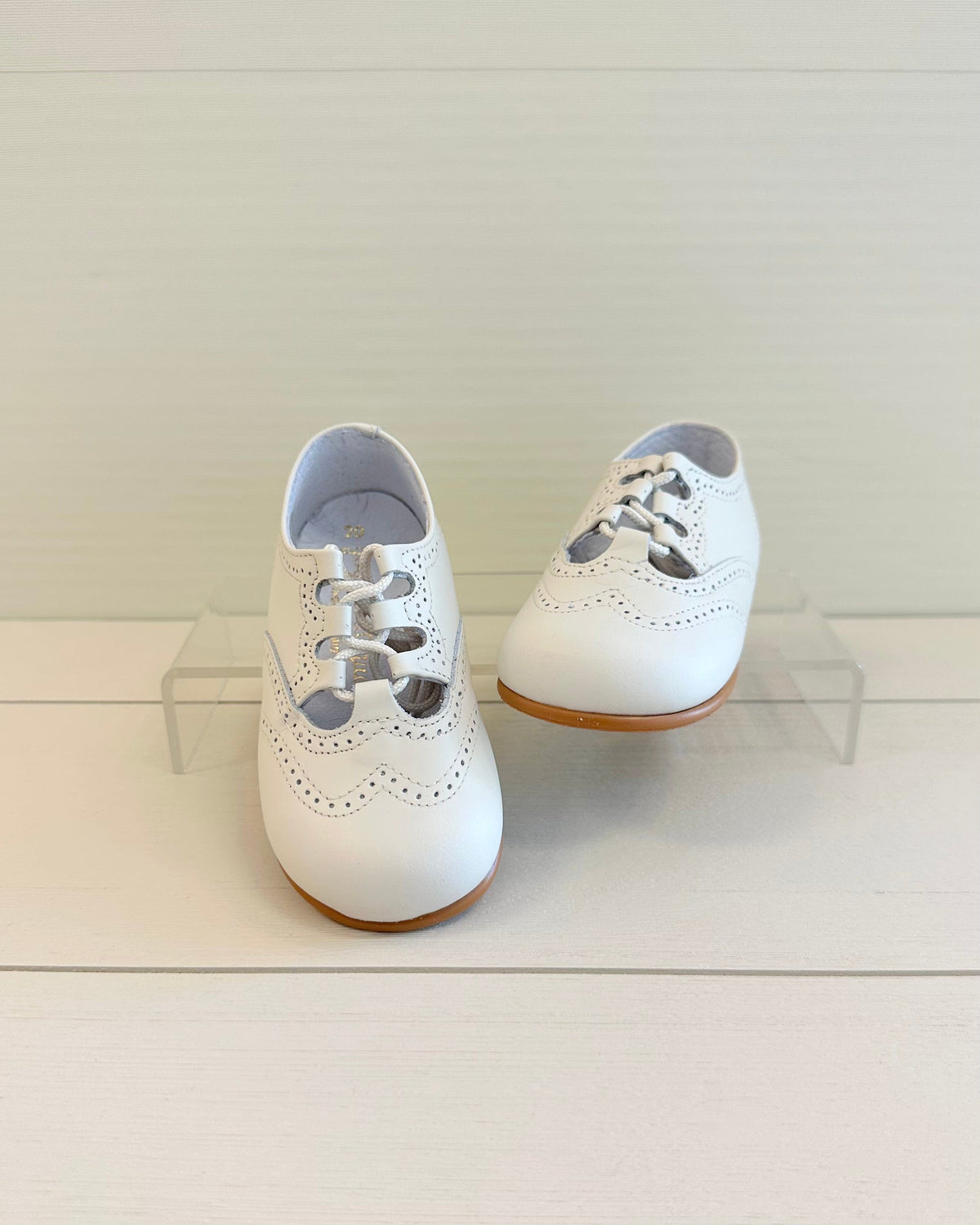 Off-White Leather English Shoe Spanish Boys' Formal Dress Shoe 22 EU / 6 US / Off-White / Leather Off-White Leather English Shoe Spanish Boys' Formal Dress Shoe 22 EU / 6 US / Off-White / Leather