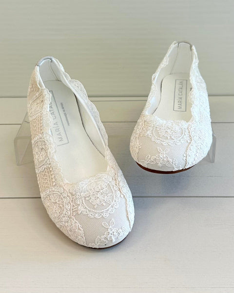 YoYo Boutique Shoes Off-White Lace Ballerina Shoes