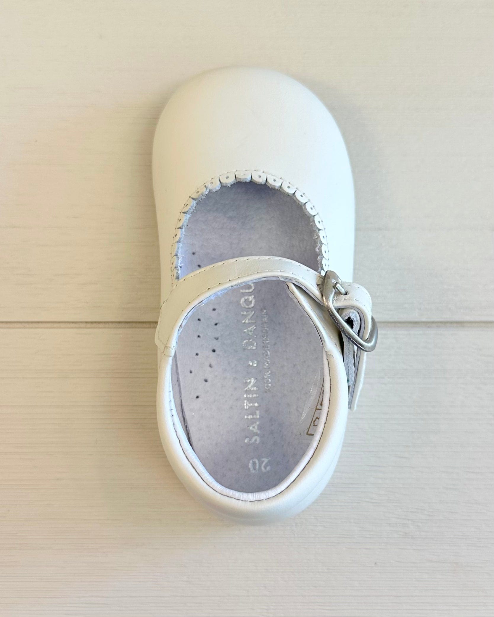 YoYo Boutique Shoes Off-White Mary Jane Shoes