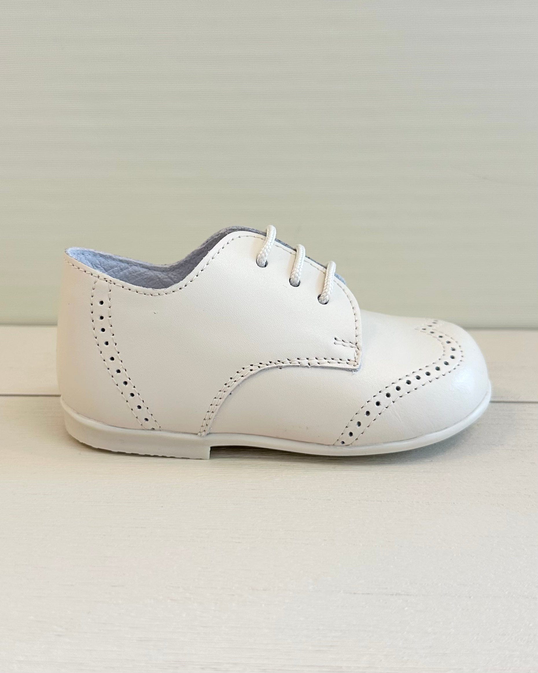 YoYo Boutique Shoes Off-White Oxford Shoes