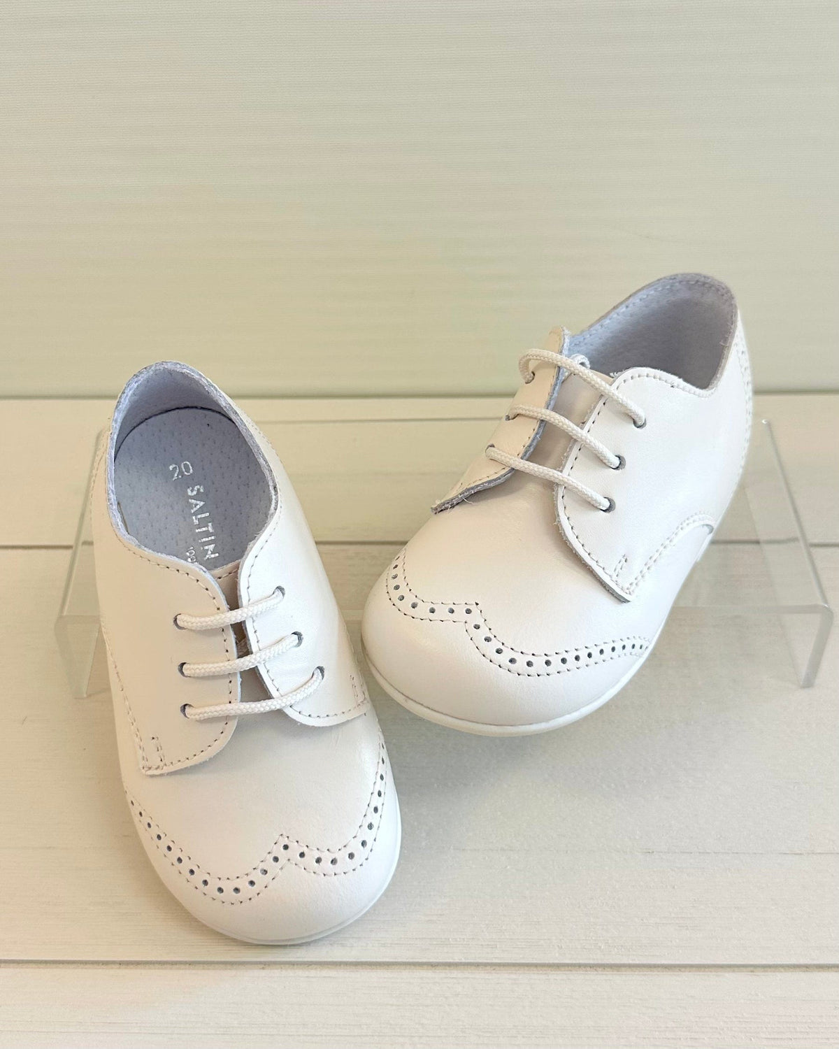 Off-White Oxford Shoes – Spanish Leather Boys’ Dress Shoes 24 EU / 8 US / Off-White / Leather Off-White Oxford Shoes – Spanish Leather Boys’ Dress Shoes 24 EU / 8 US / Off-White / Leather