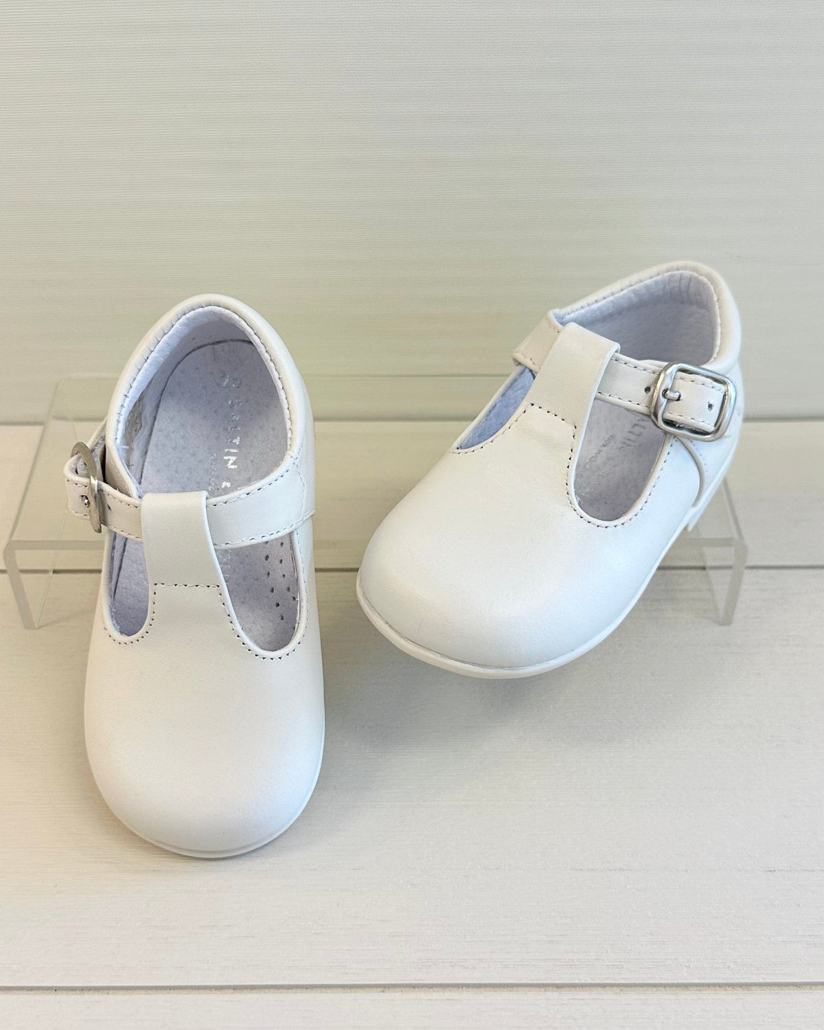 Off-White T-Bar Shoe with Sole – Spanish Leather Boys’ Dress Shoe 22 EU / 6 US / Off-White / Leather
