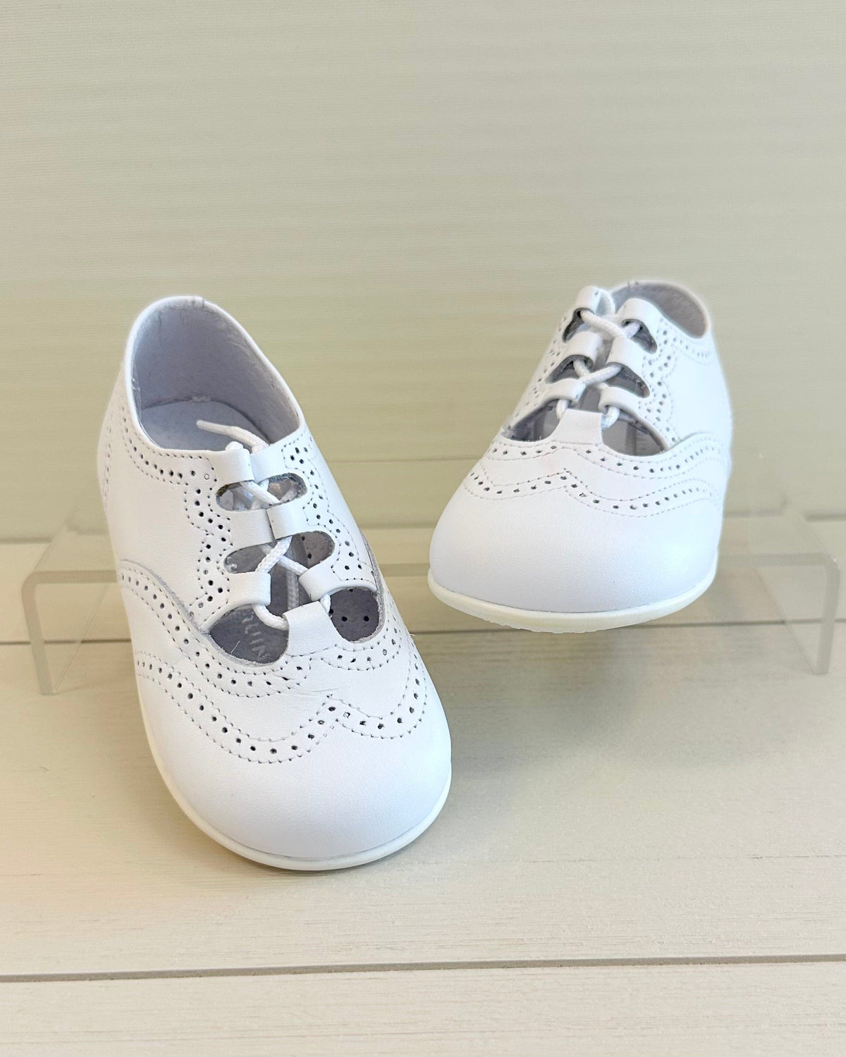 White English Boys’ Walking Shoe – Leather Dress Shoe from Spain 26 EU / 9.5 US / White / Leather