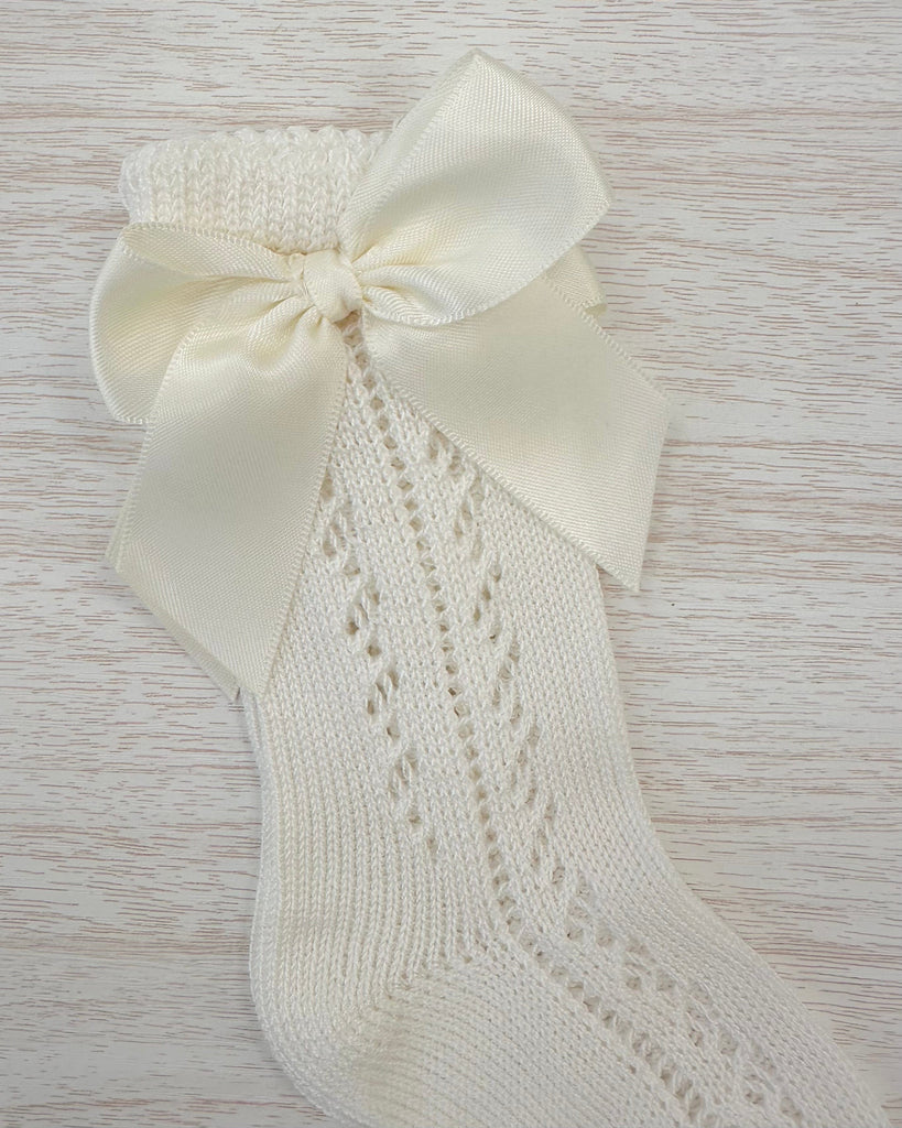 YoYo Boutique Socks Off-White Openwork with Bow Kneehigh Socks