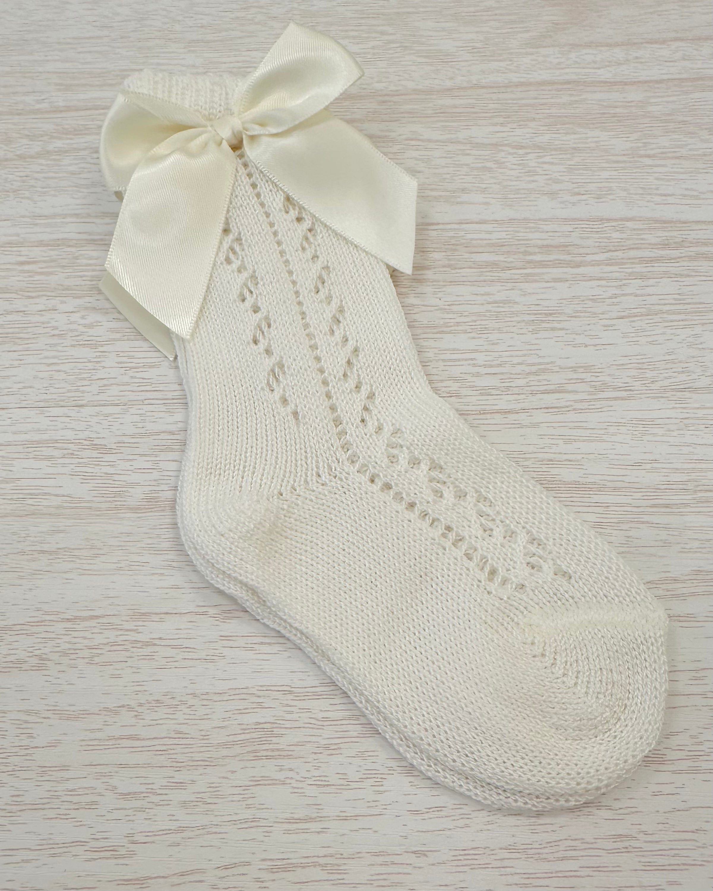 YoYo Boutique Socks Off-White Openwork with Bow Kneehigh Socks