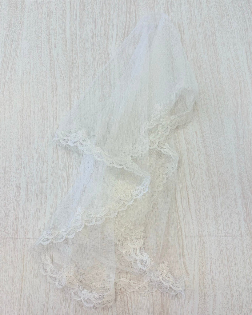 YoYo Boutique Veil White Veil with Lace