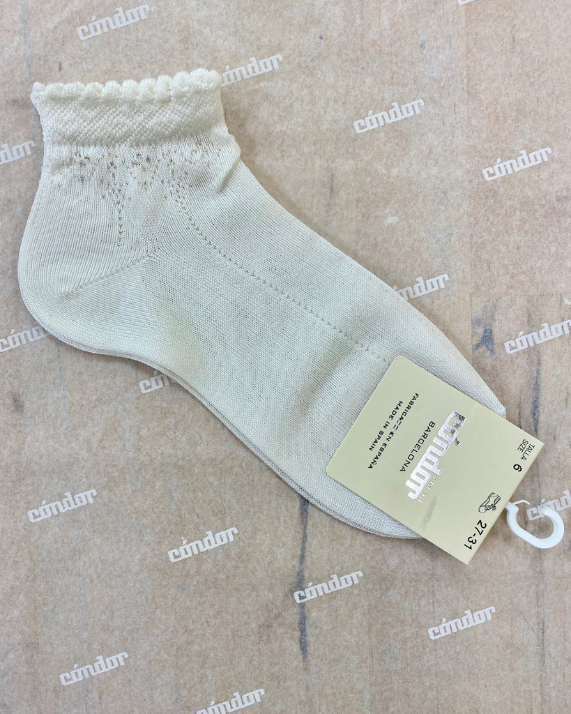 Condor Socks Off-White Ankle Socks with Openwork Details
