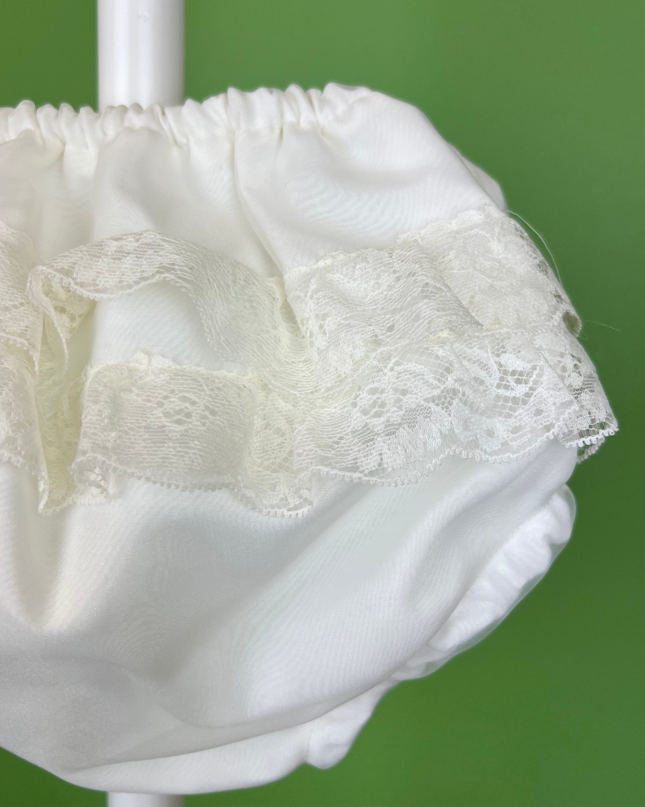 YoYo Boutique Accesories Off-White Bloomers with Lace