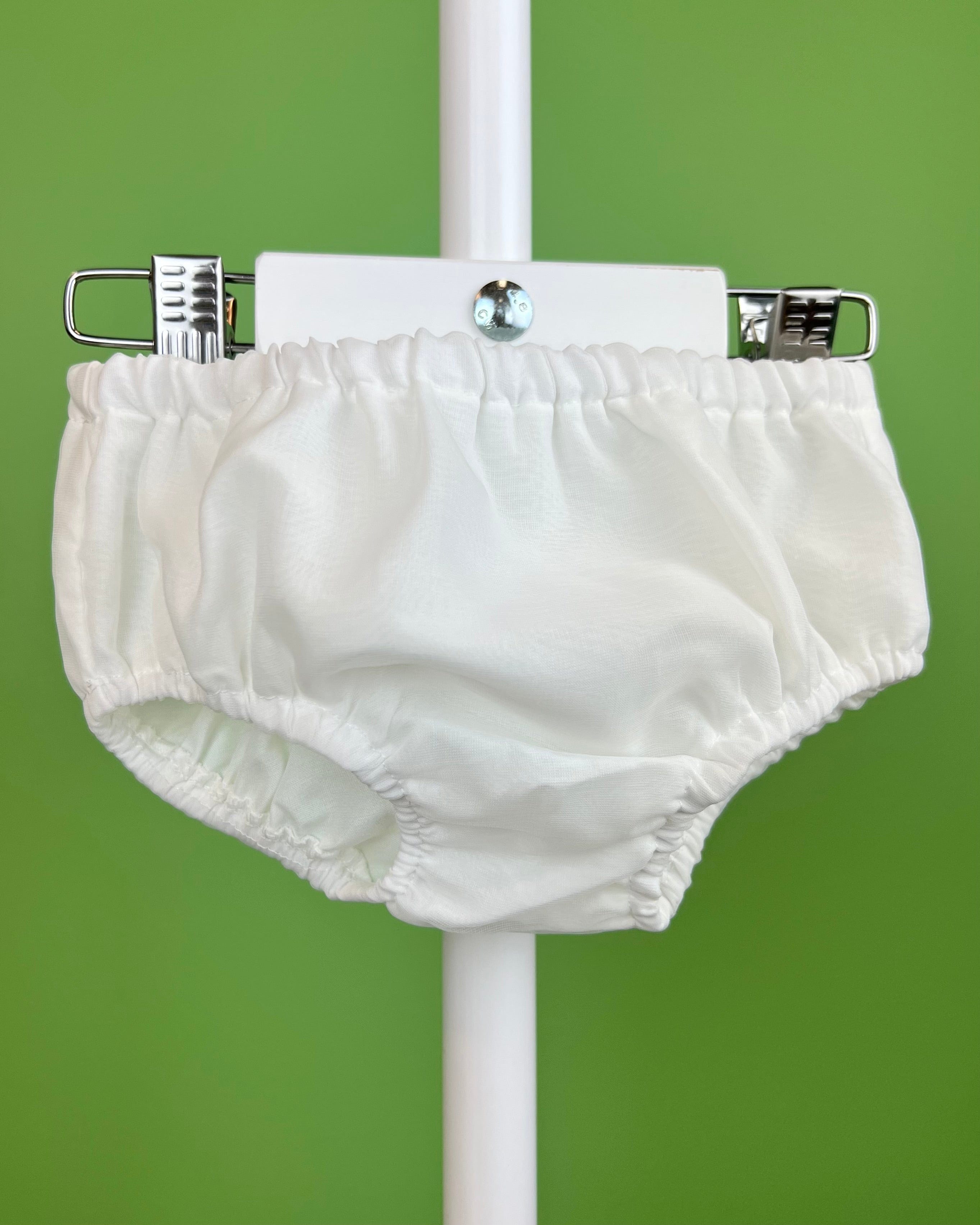 YoYo Boutique Antonia White Dress with Bloomers & Bonnet