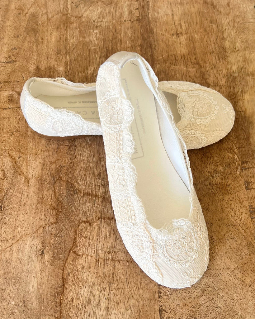 YoYo Boutique Off-White Lace Ballerina Shoes