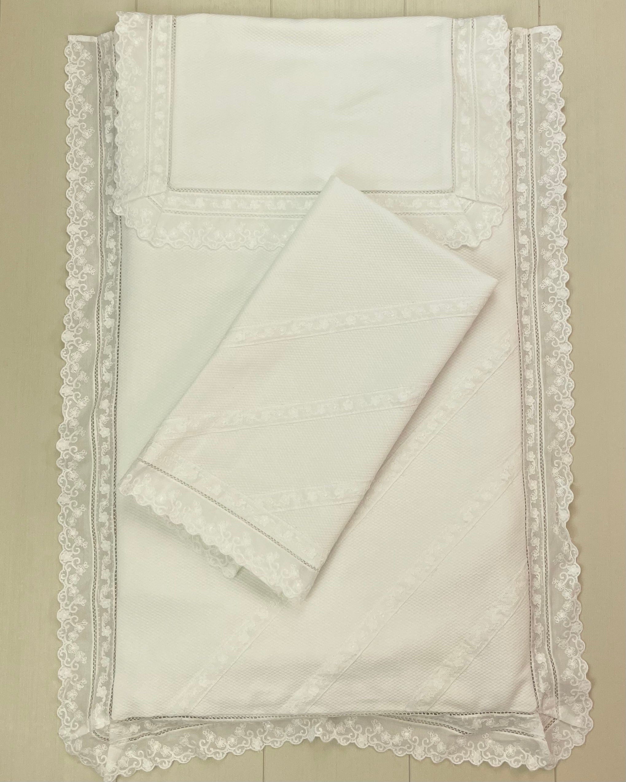 YoYo by Nina Newborn White & Lilac Newborn Set