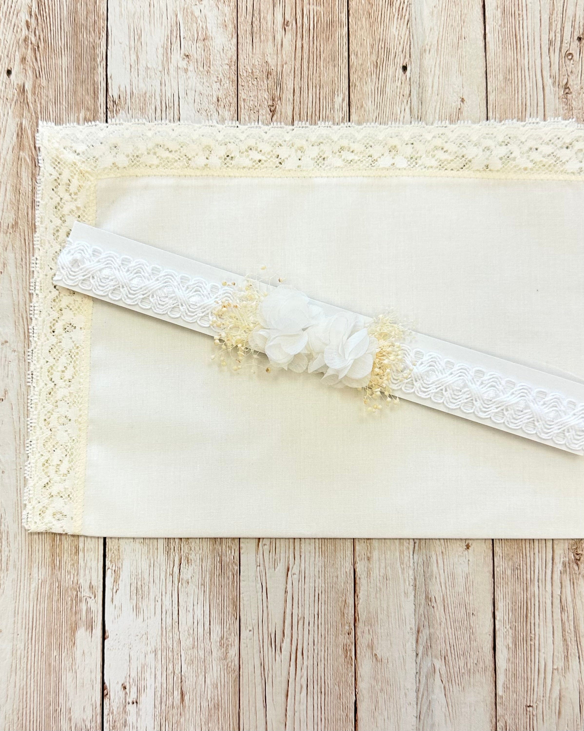 YoYo Children's Boutique Headbands White White Flower & Lace Headband