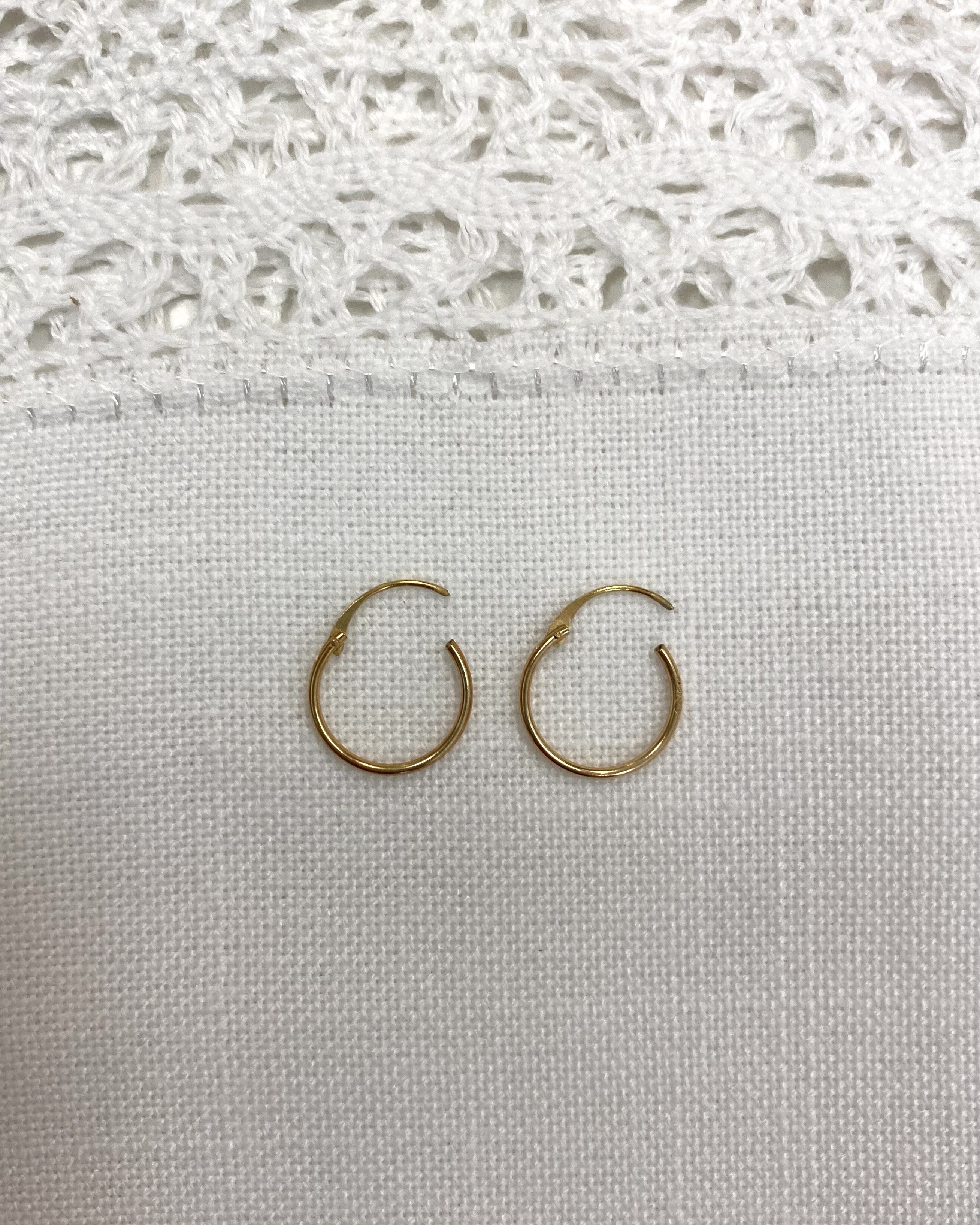 YoYo Children's Boutique Jewelry 6.0mm 18kt Yellow Gold Hollow Hoops