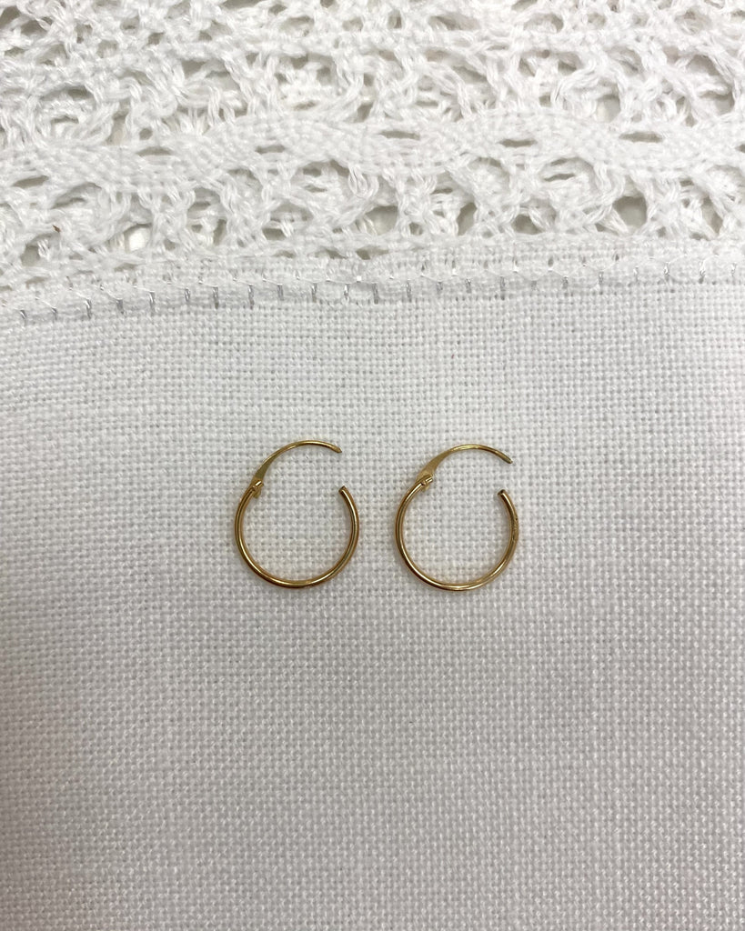 YoYo Children's Boutique Jewelry 6.0mm 18kt Yellow Gold Hollow Hoops