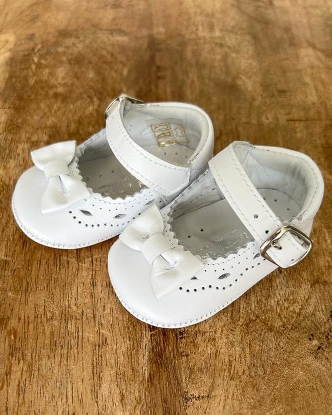 YoYo Children's Boutique Shoes White Pre-Walker Mary Jane with Bow Shoe